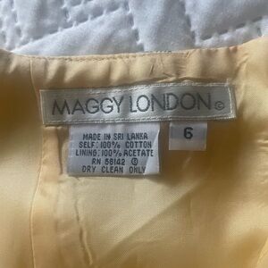 This is a very cute summer dress! It is a size 6 and has only been worn twice.